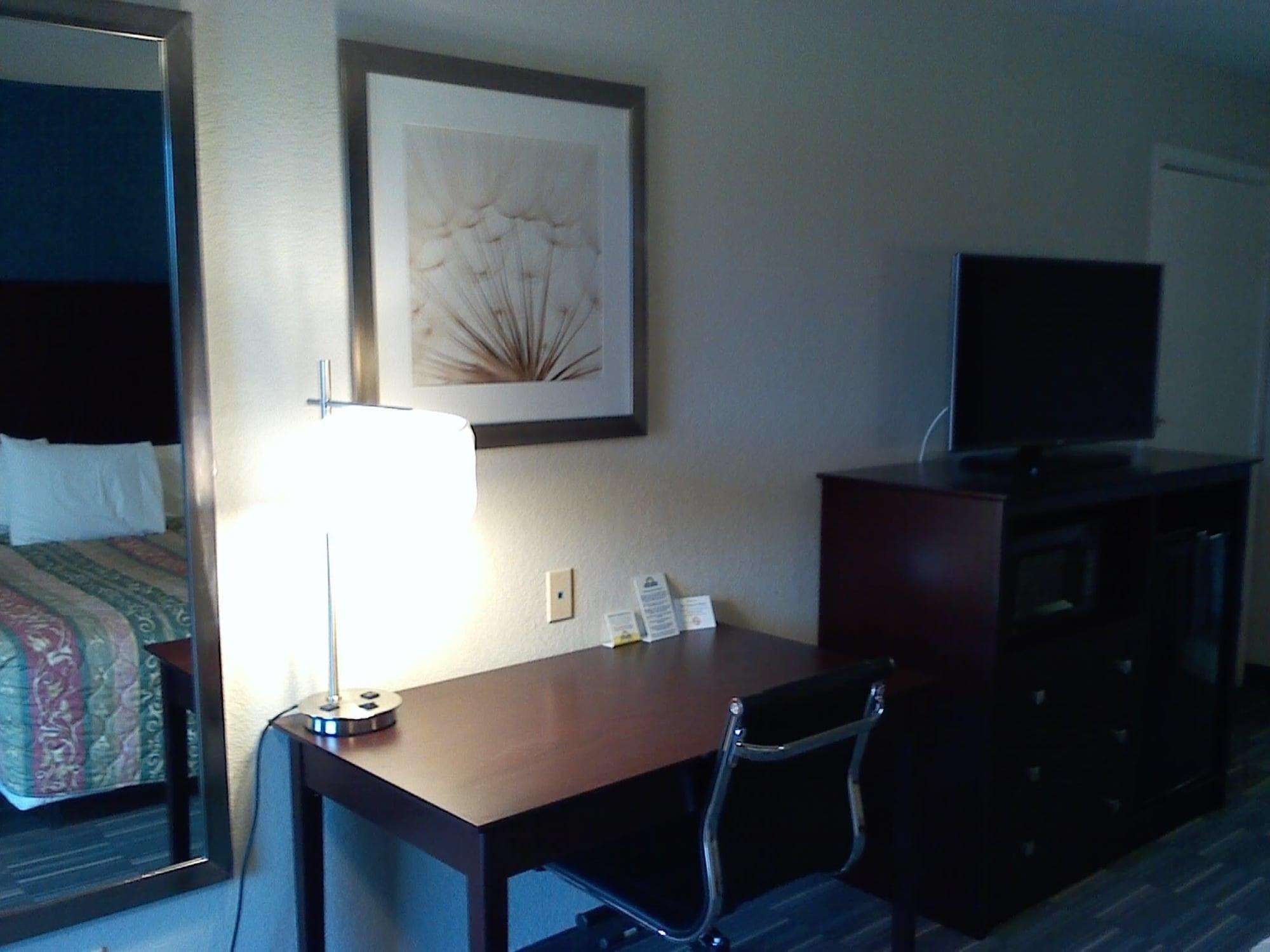 Days Inn By Wyndham Snyder Extérieur photo